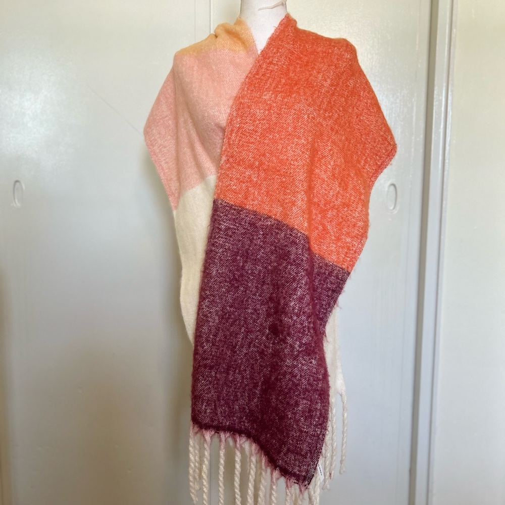 Old Navy Large Multicolor Scarf